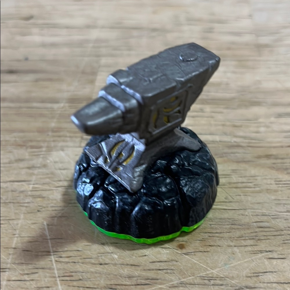 Skylanders Figurine Anvil Rain